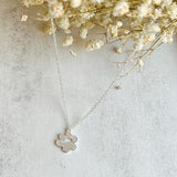 Collier Élégant en Argent avec Pattes – Acier Inoxydable