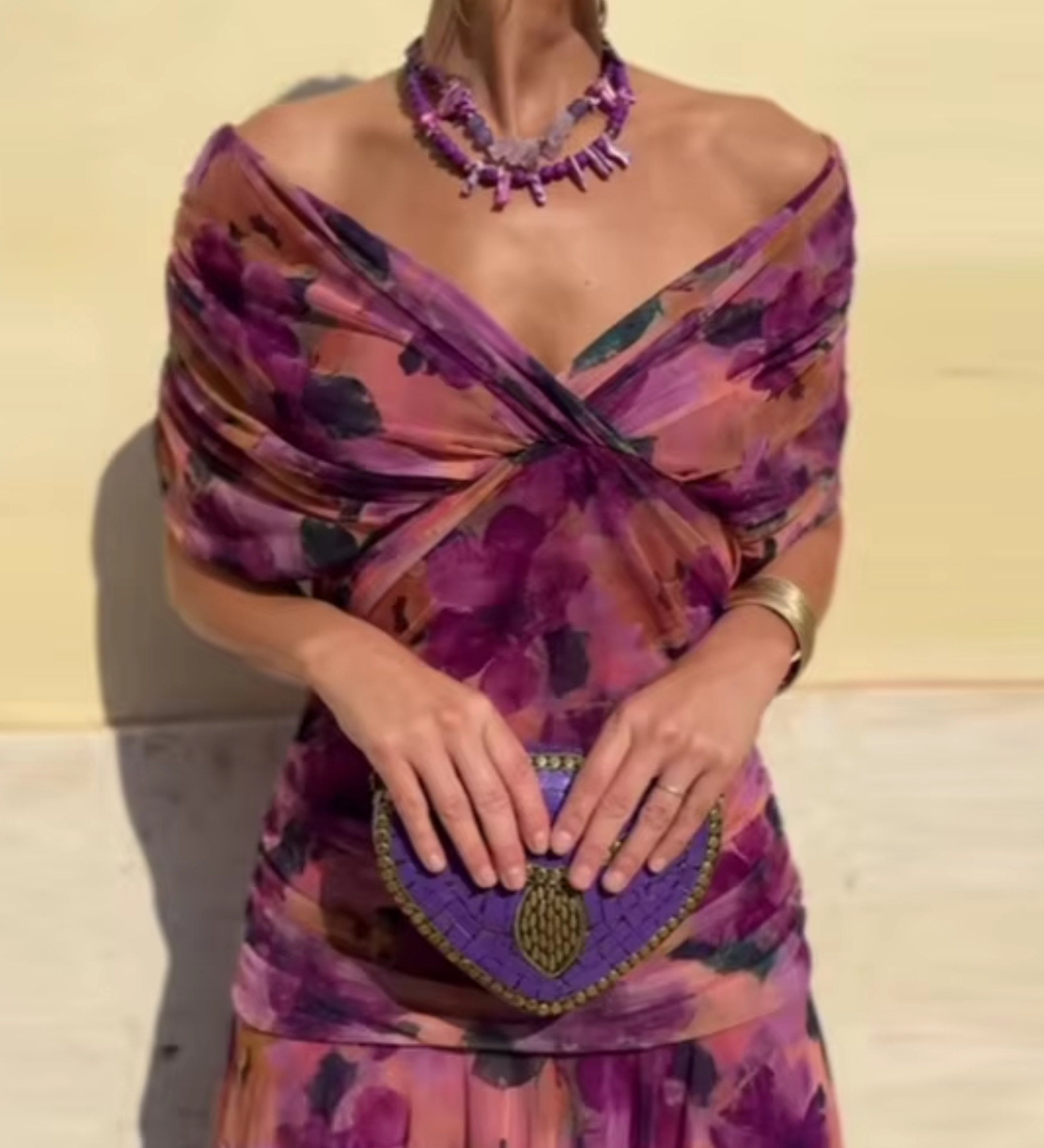 Robe Maxi de Fête Élégante à Col V