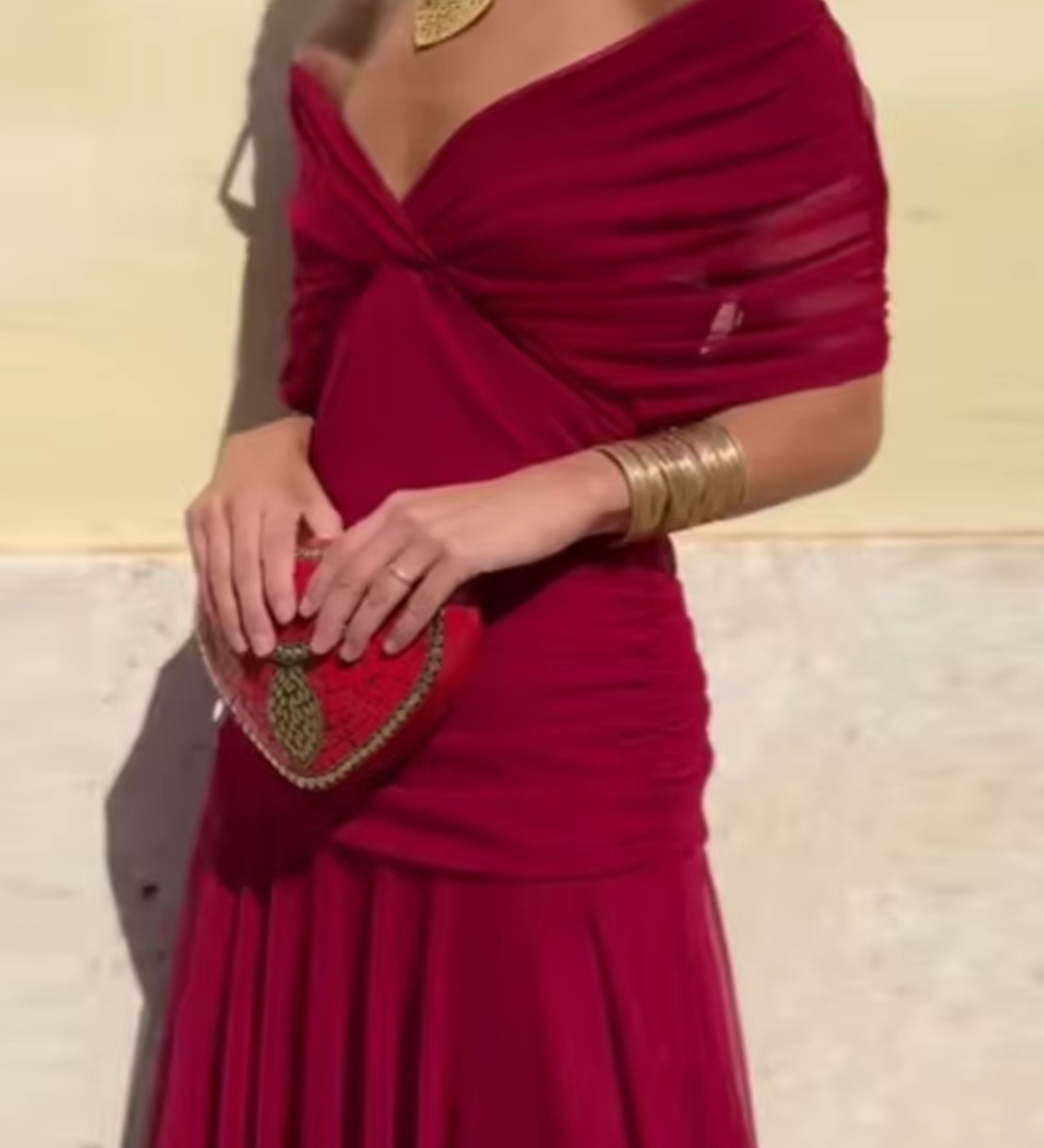 Robe Maxi de Fête Élégante à Col V