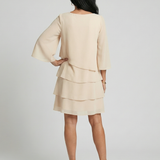 Della | Robe à manches évasées et longueur genou