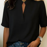 Margaux | Blouse Chic à Col en V et Détail Doré