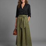 Vera | Ensemble de deux pièces Blouse noire Jupe midi verte olive
