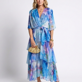 Calista | Robe maxi à décolleté en V, taille à nouer, en couches transparentes