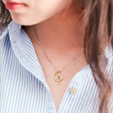 Collier élégant chat et croissant